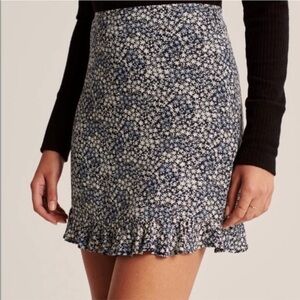 Abercrombie & Fitch Ruffle Hem Skirt